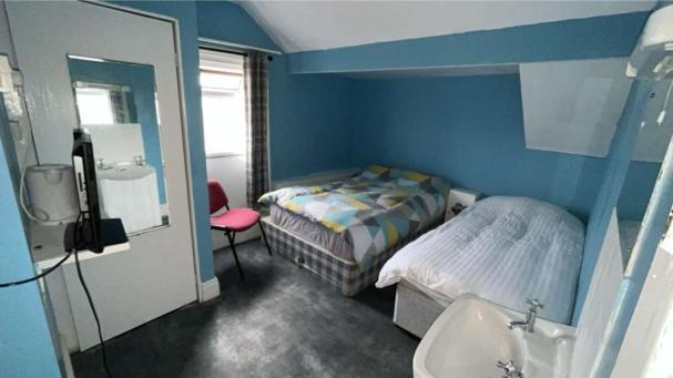 The Merlin Hotel 2*