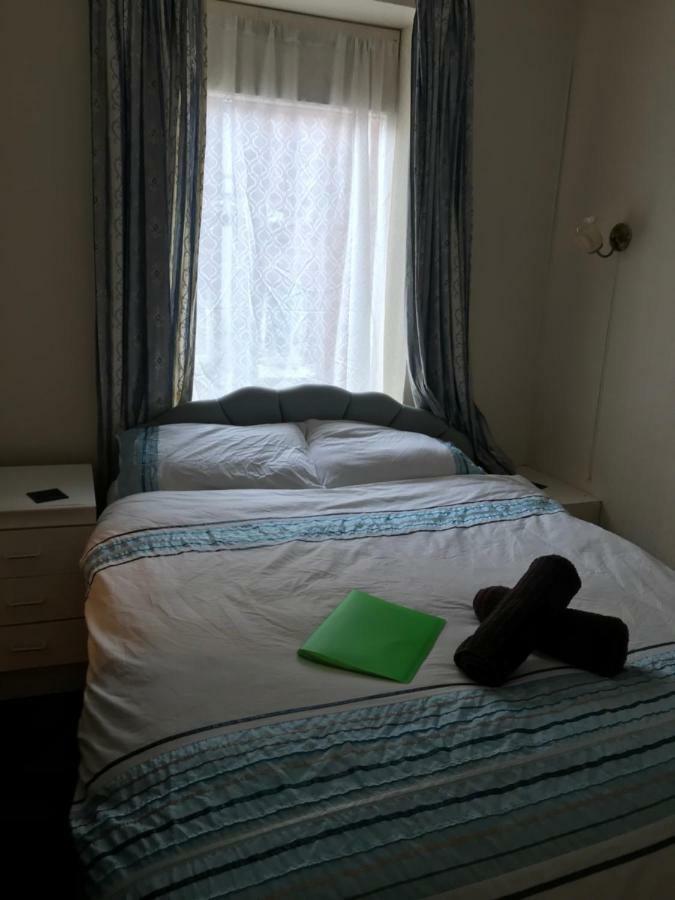 Hotel The Merlin